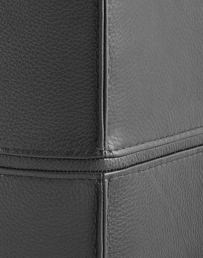 Noelio Pouf - featured 1